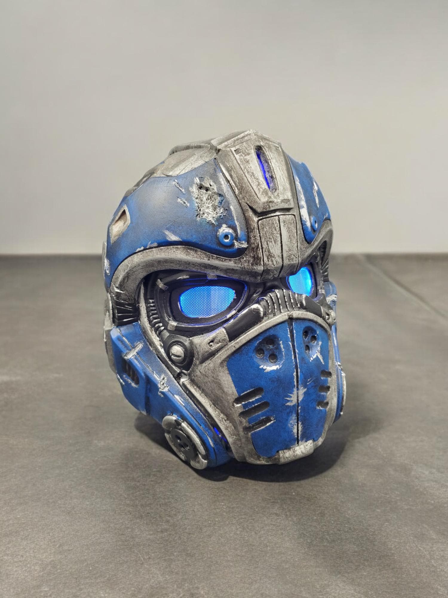 Wearable Clayton Carmine Helmet 1:1 Cosplay Item