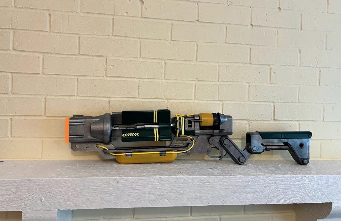 Automatic Laser Rifle - Fallout 4 - Replica - 1:1 Cosplay Prop