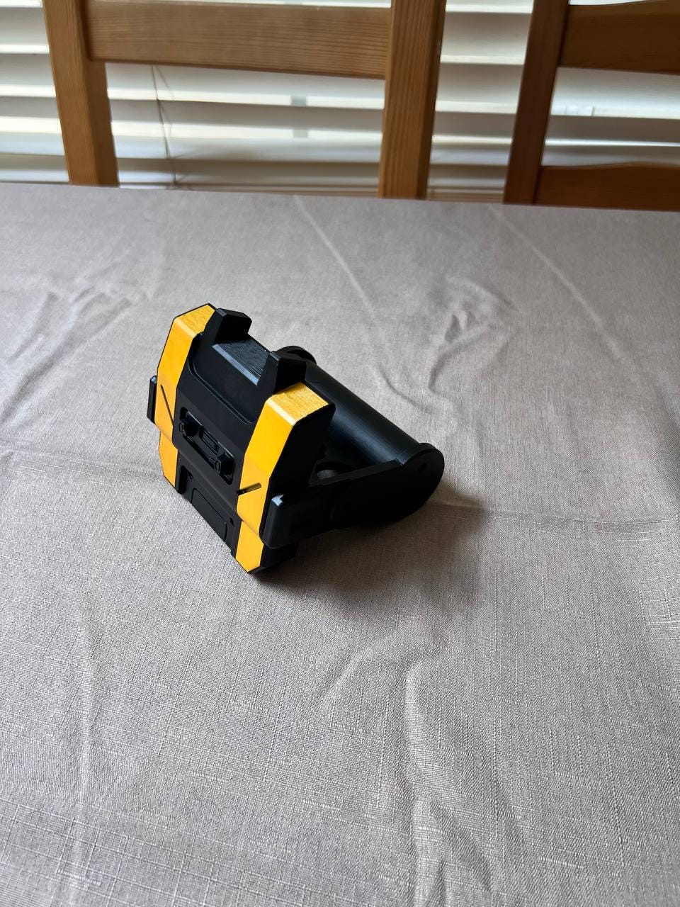 Galvaknuckles COD Black Ops Zombies 1:1 cosplay replica - side view