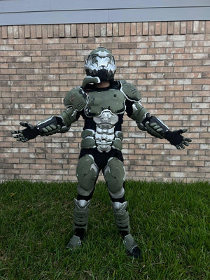 Doom Slayer Armor V2 with breathing apparatus details
