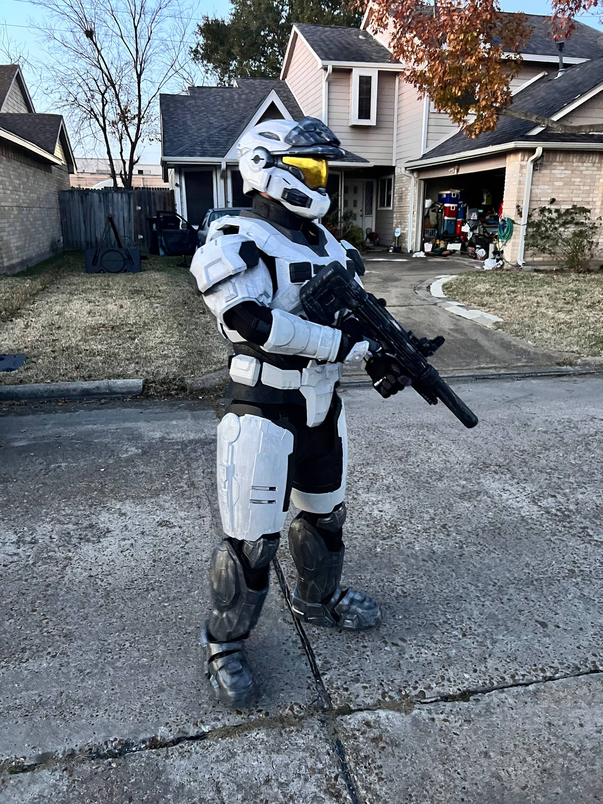 halo gear Noble 6 Armor Cosplay Prop camera mount helmet Model:YL80C accurate detailing and proportions. Melon Fahrradhelm Urban Active
