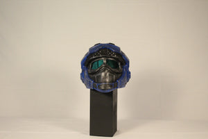 Benjamin Carmine GOW helmet cosplay prop side view