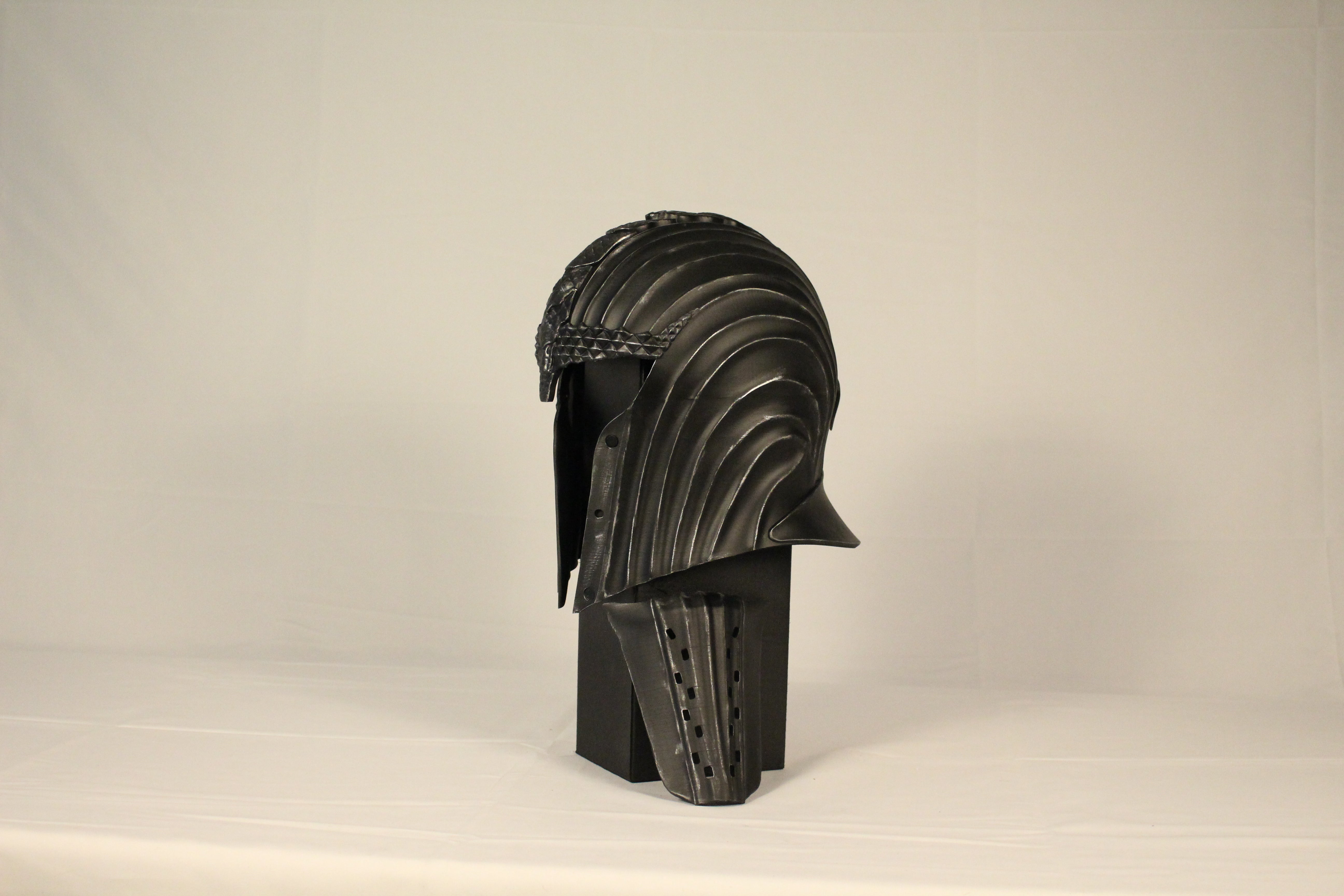Baelor Targaryen helmet cosplay prop side view HOTD