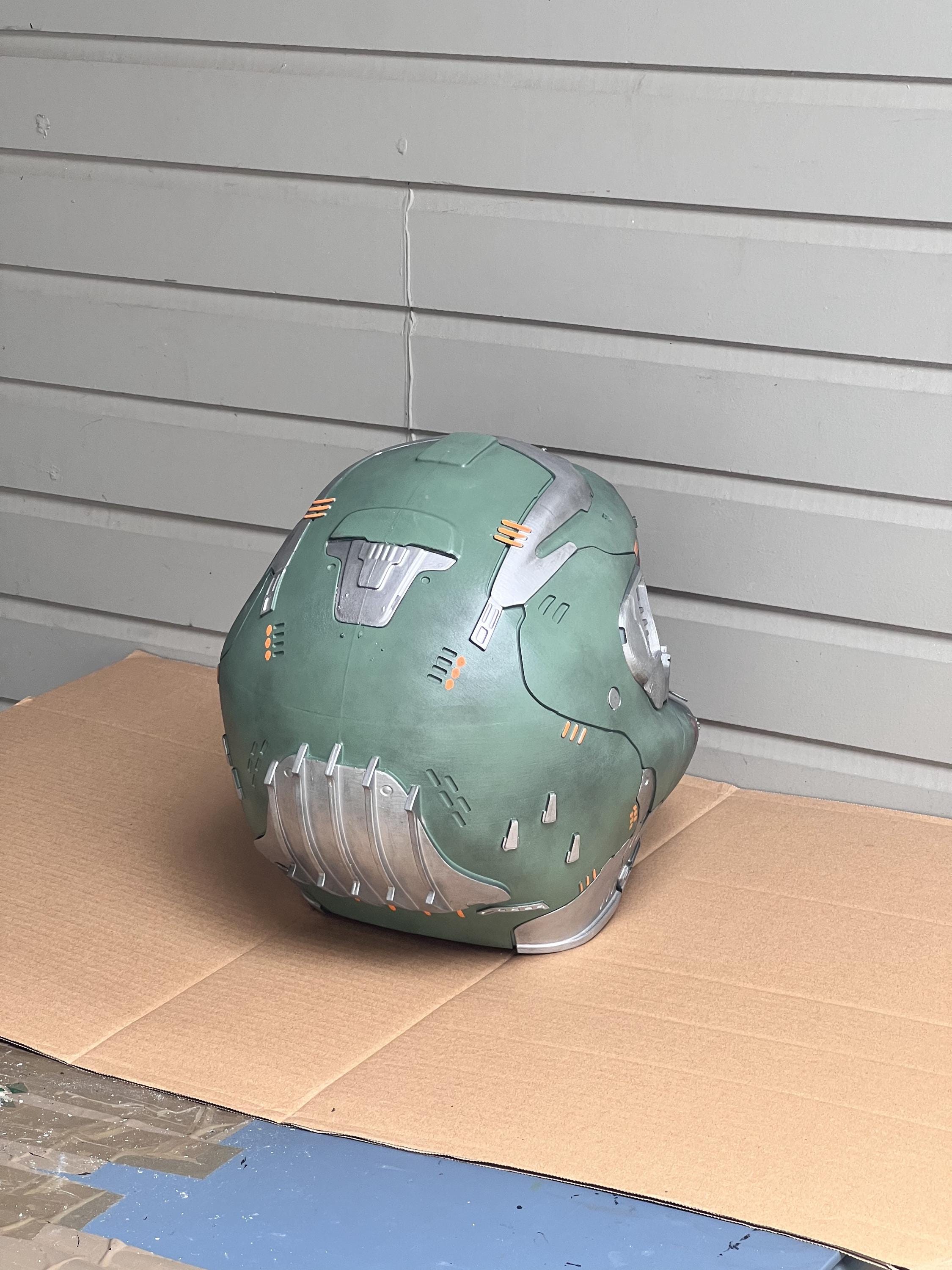 Wearable Doom Eternal Slayer Helmet 1:1 cosplay replica - detail view
