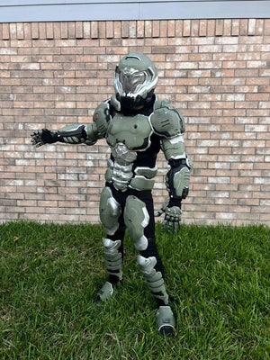 Doom Slayer Armor V2 space marine style full body