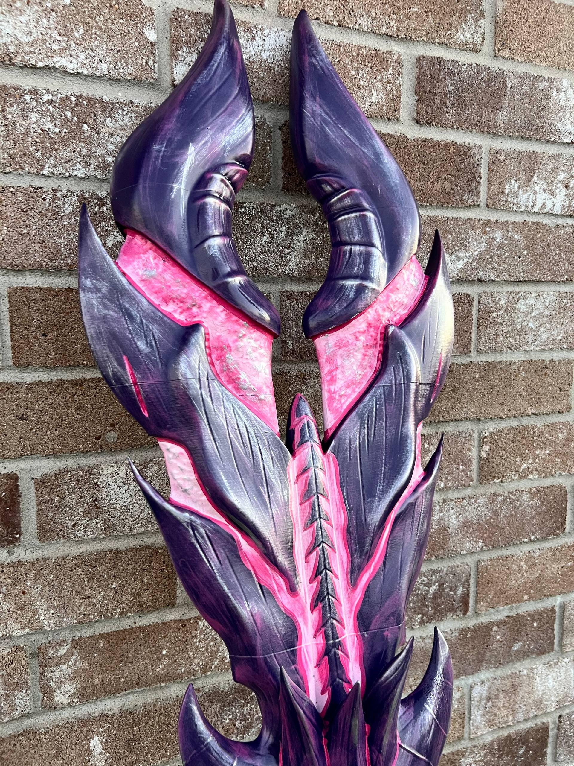 Alatreon Embrace MHW Monster Hunter World 1:1 cosplay replica - close up