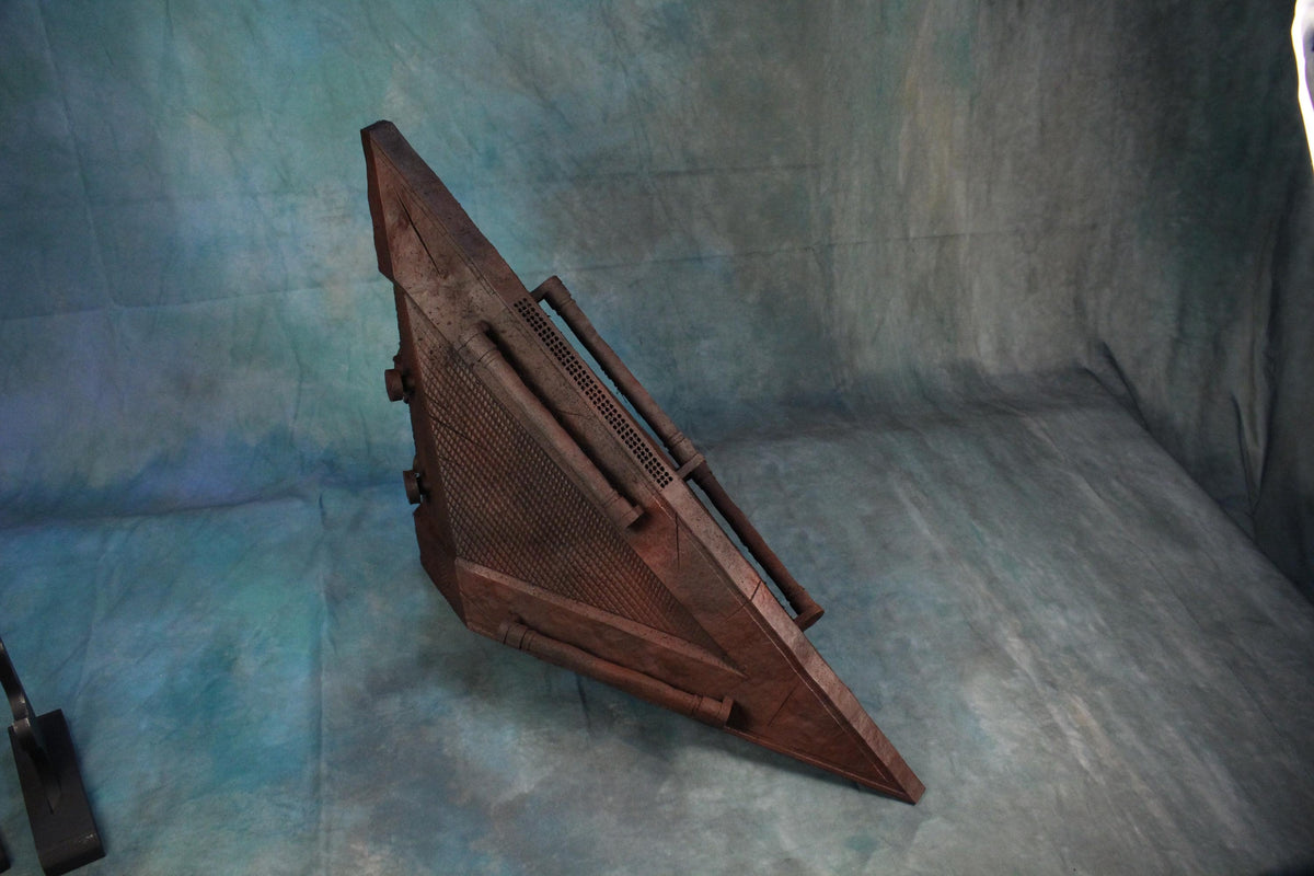Pyramid Head Helmet 2006 Silent Hill cosplay replica - detail view 12